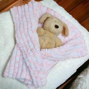 Super Comfy Hand Knitted Baby Pompom Blanket 3 Colours - Pink, Blue or White