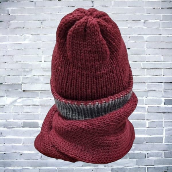 Classic Handmade Burgundy Scarf - Image 4