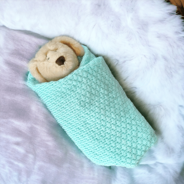 Luxurious Cashmere Feel Soft Baby Blanket in 3 Colours - Pink, White & Mint - Image 3