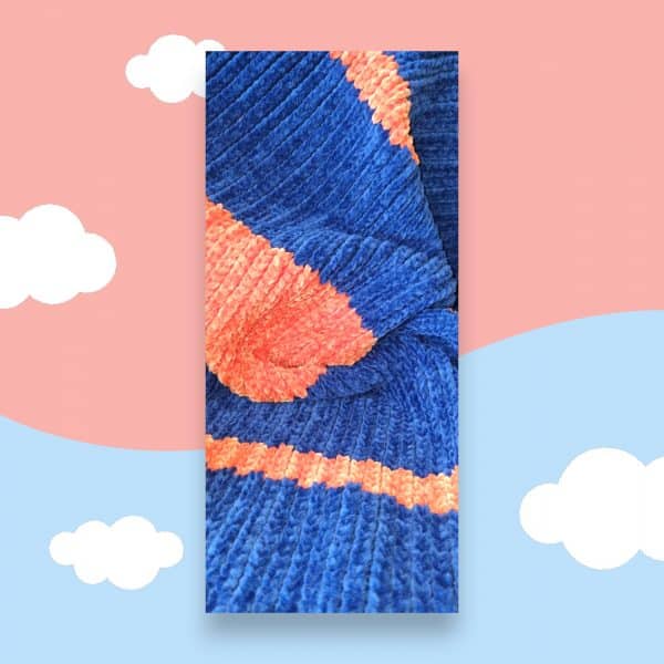 Bright Fun 2 Coloured Velvet Baby Blanket - Image 4