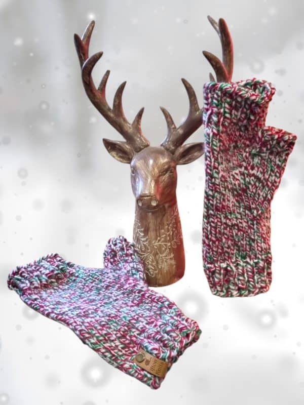Unisex Fingerless Gloves In 2 Festive Patterns - Image 5